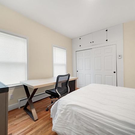 Newly Renovated 2Br1Ba Apt At The Boston City Exterior photo